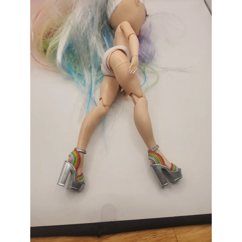 MGA Entertainment rainbow high